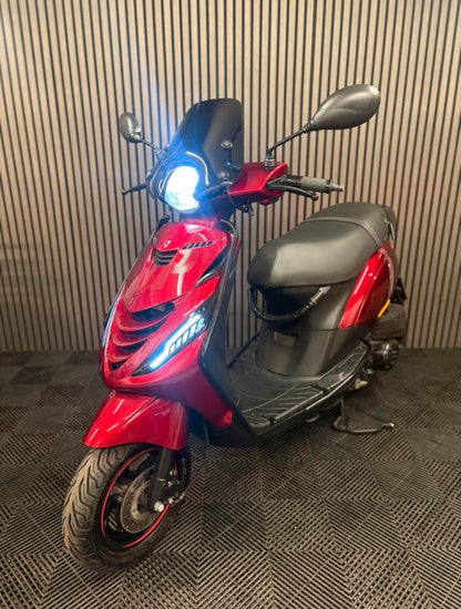 PIAGGIO ZIP 4T 3V BROM 2021 FULL OPTION CANDY RED