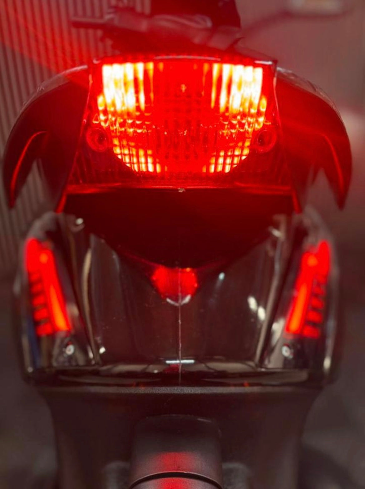 PIAGGIO ZIP 2021 4T 3V 1e eigenaar FULL OPTION GLANS ZWART