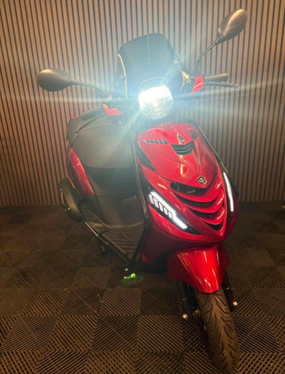 PIAGGIO ZIP 4T 3V BROM 2021 FULL OPTION CANDY RED