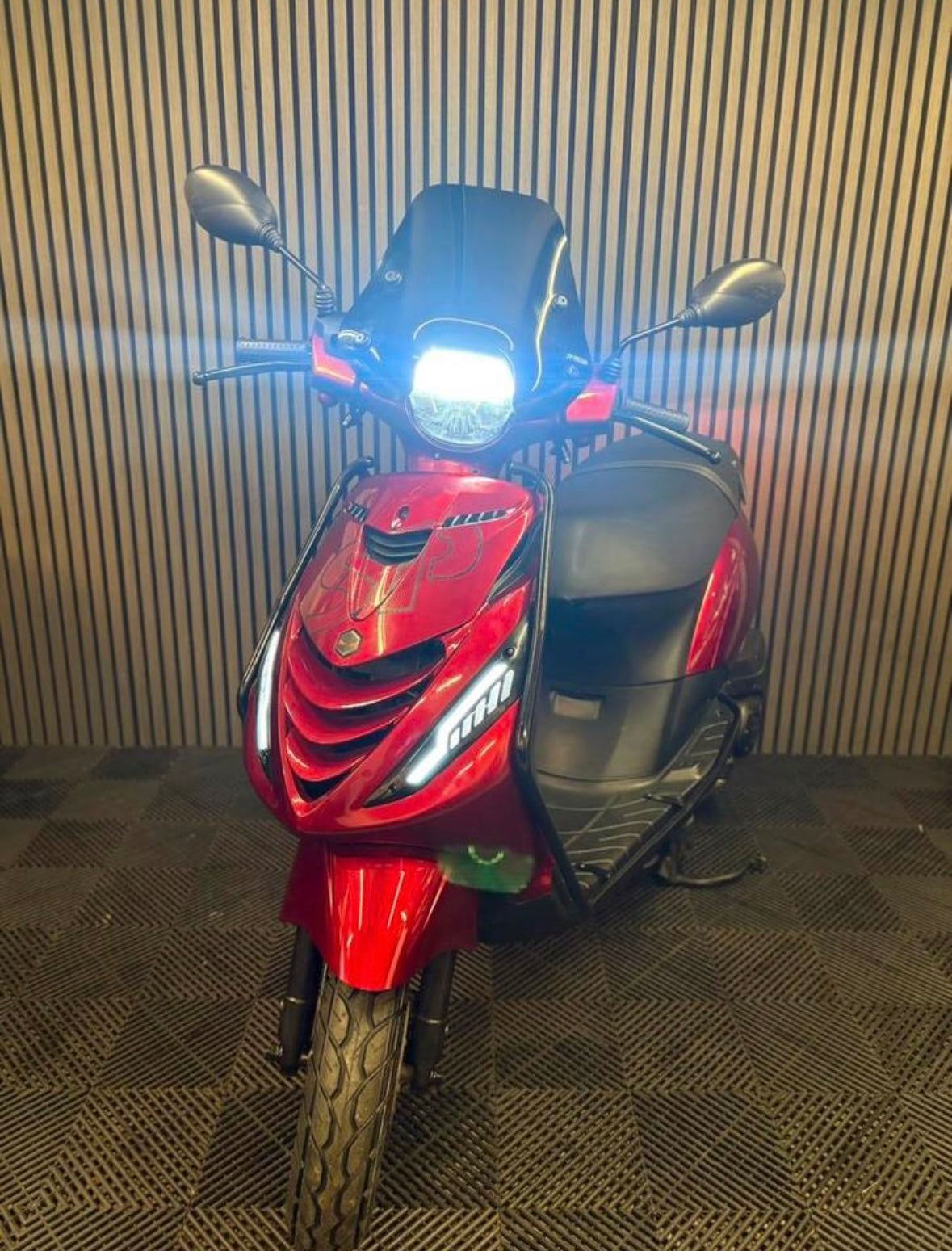 PIAGGIO ZIP 4T 3V BROM 2022 FULL OPTION CANDY RED