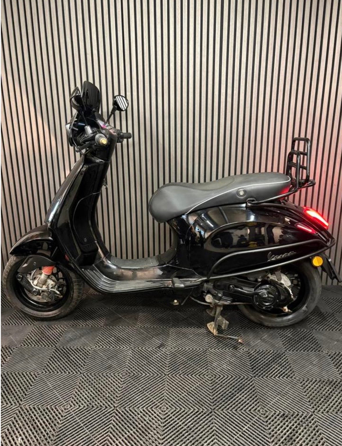 VESPA SPRINT 4T 4V 2017 BROM FULL OPTION