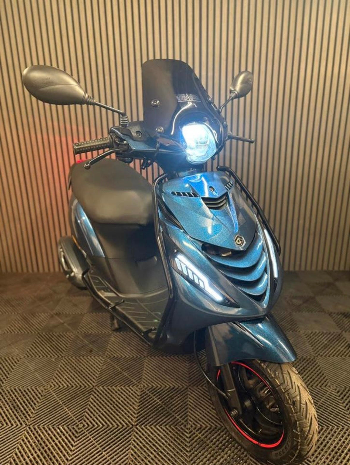 PIAGGIO ZIP 4T 3V BROM 2022 FULL OPTION DIAMOND BLUE