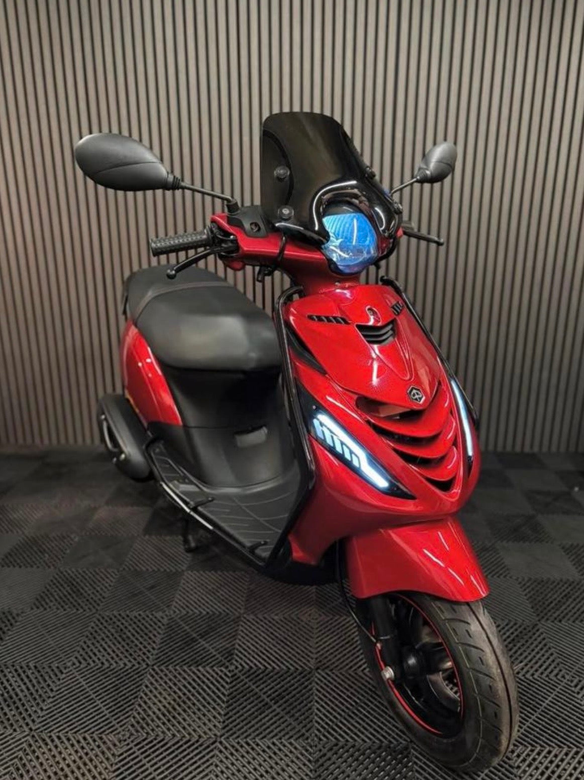 PIAGGIO ZIP BROM 2024 (1eig) FULL OPTION candy red
