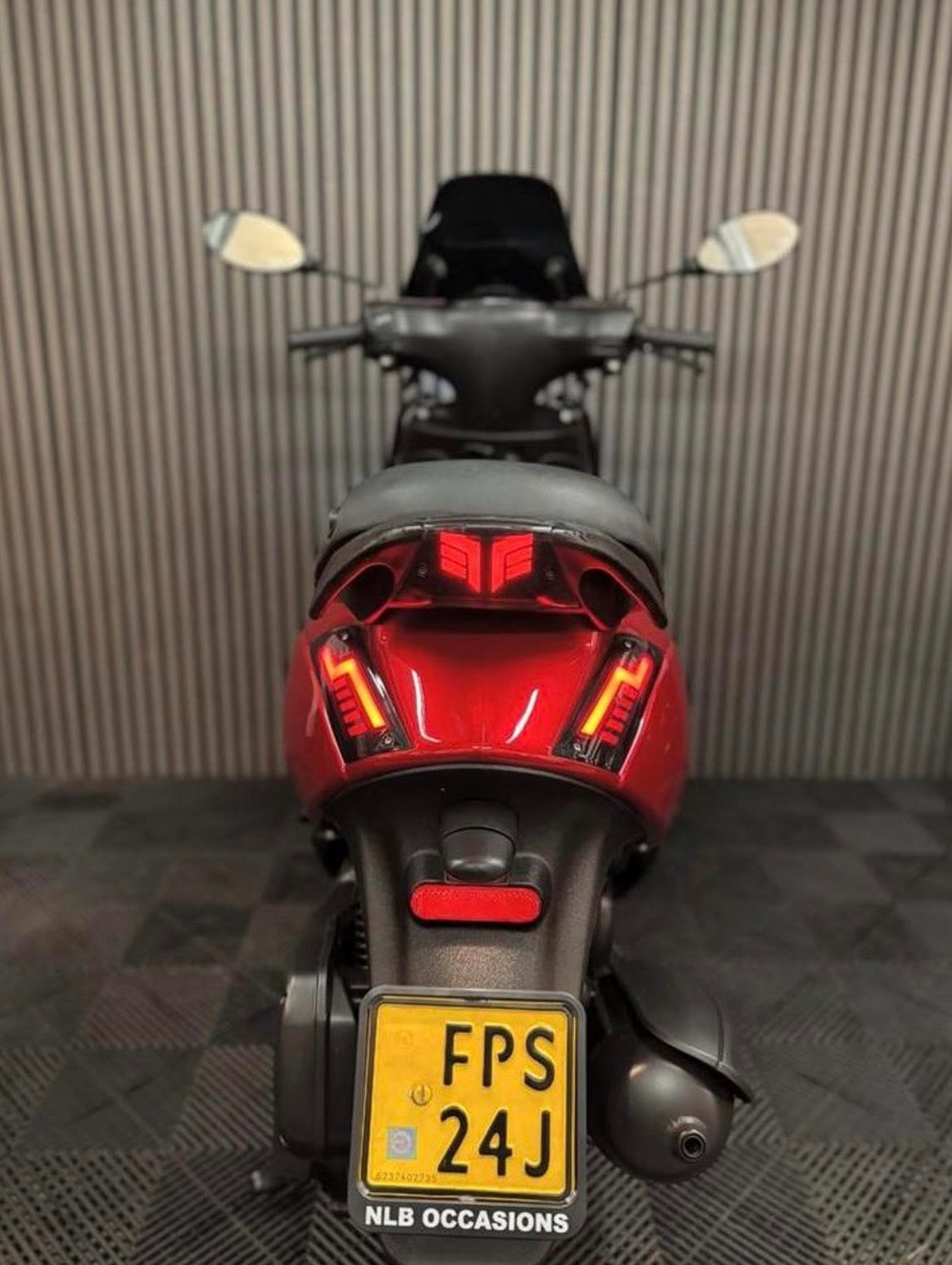PIAGGIO ZIP BROM 2024 (1eig) FULL OPTION candy red